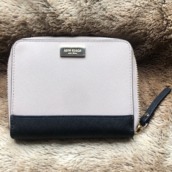 Kate Spade Wallet - Picture 2 of 4